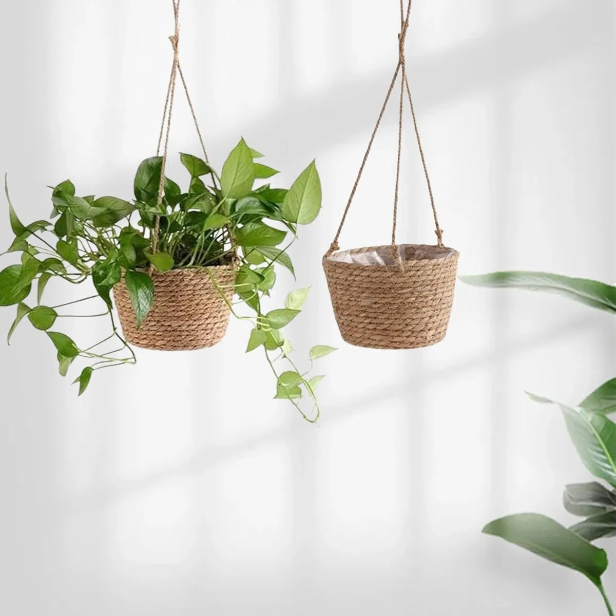 Pot de Fleurs à Suspendre en Corde de Jute, Panier Suspendu de Plantes, Panier De Jardinière Suspendu, Jardinière Suspendue en Corde, Intérieure ou Extérieure(Brown)